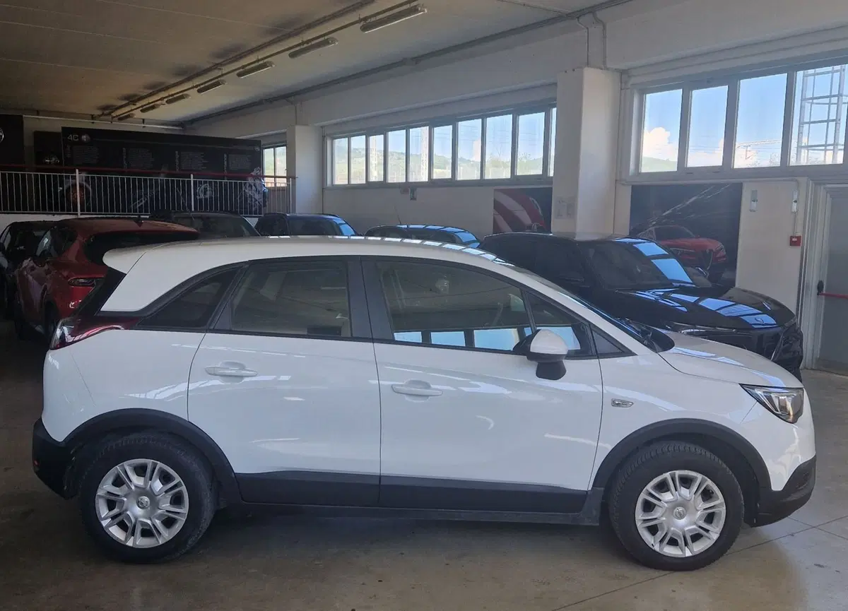 Opel Crossland X usata a Terni (6)