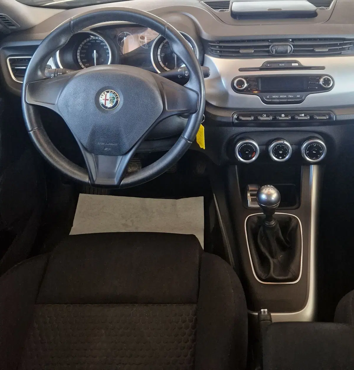 Alfa Romeo Giulietta usata a Terni (11)