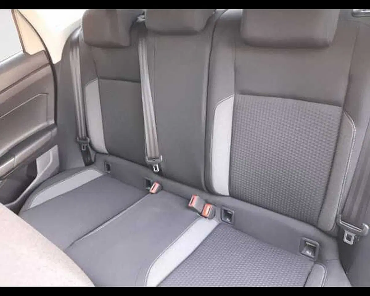 Volkswagen Taigo usata a Ravenna (13)