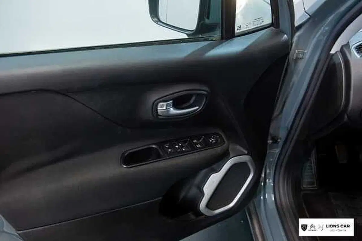 Jeep Renegade usata a Lodi (9)
