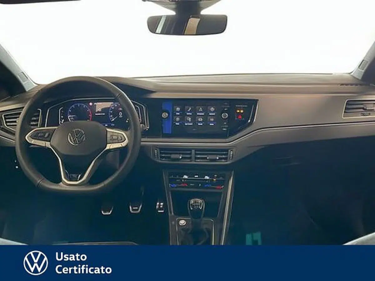 Volkswagen Taigo nuova a Vicenza (8)