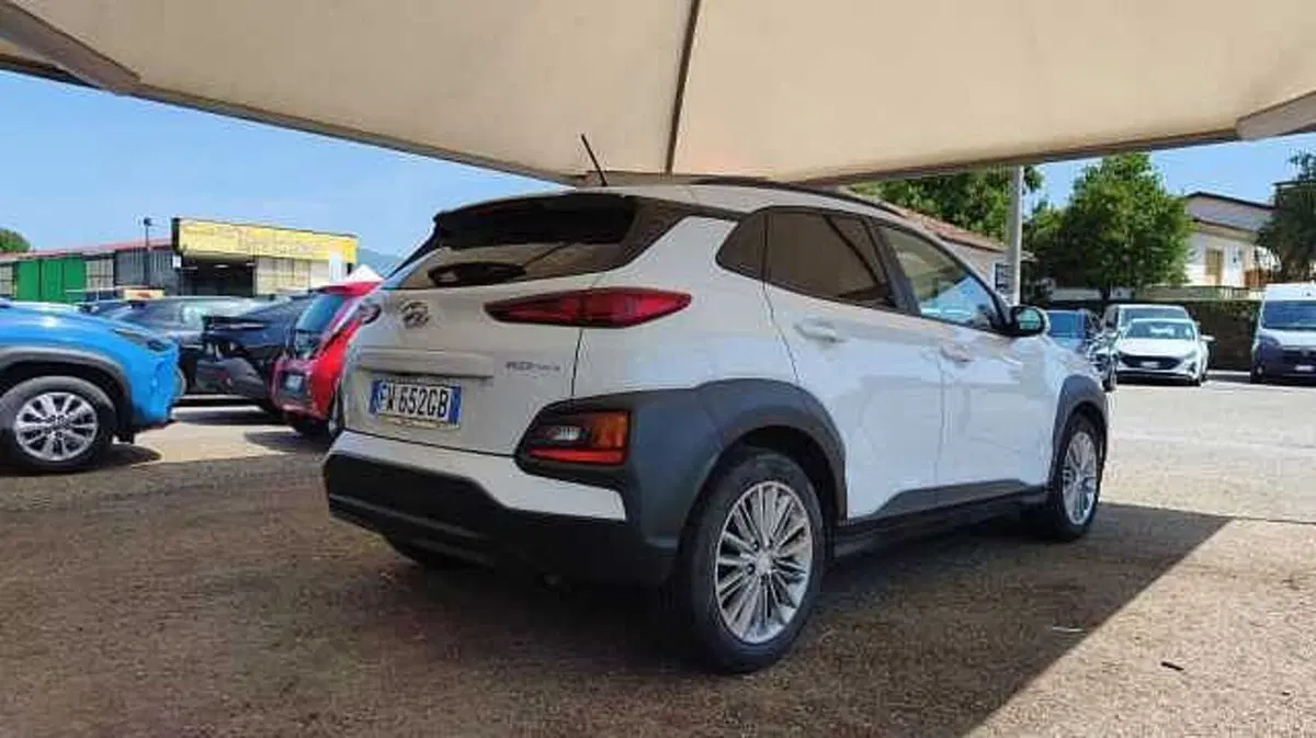 Hyundai Kona usata a Firenze (9)