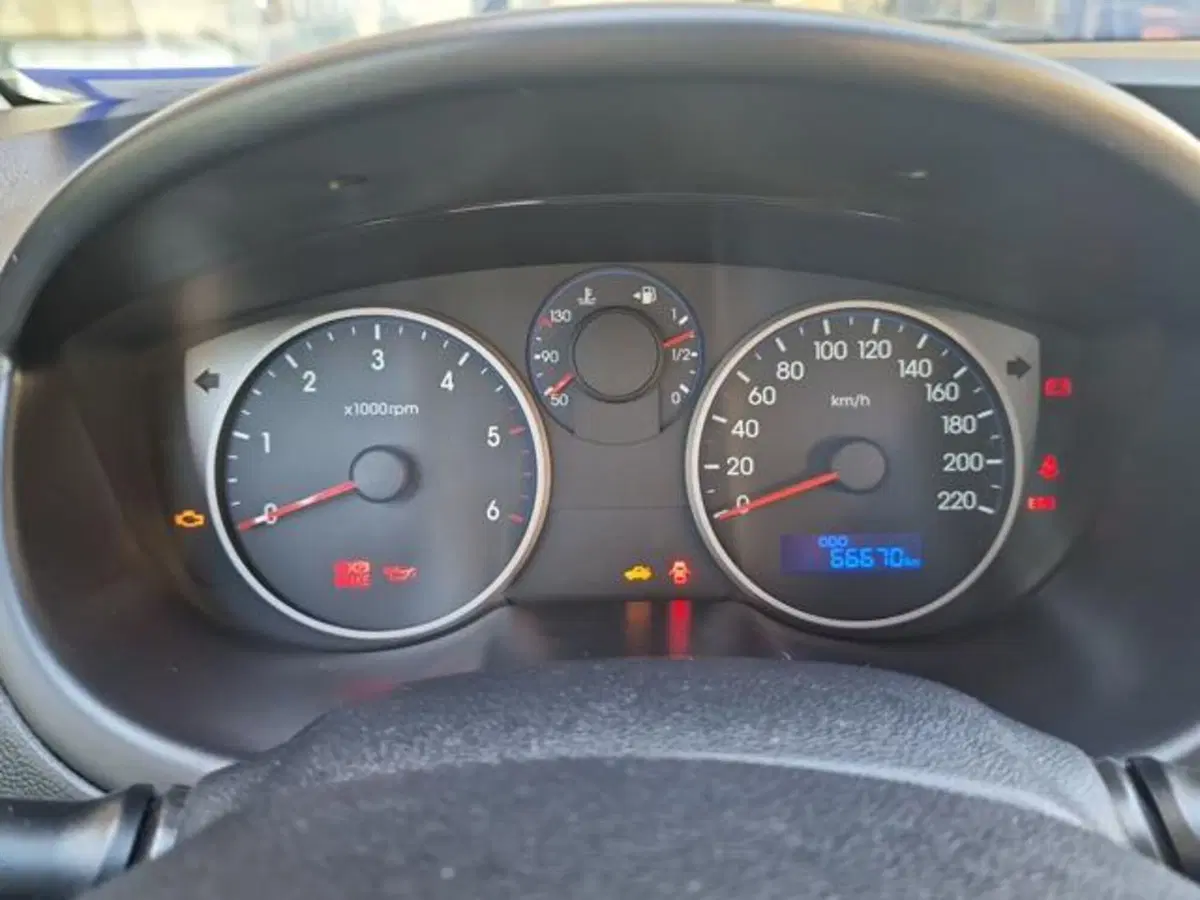 Hyundai i20 usata a Salerno (11)