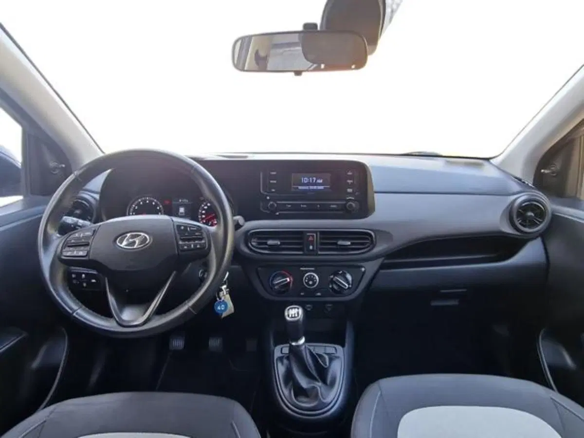 Hyundai i10 usata a Salerno (12)