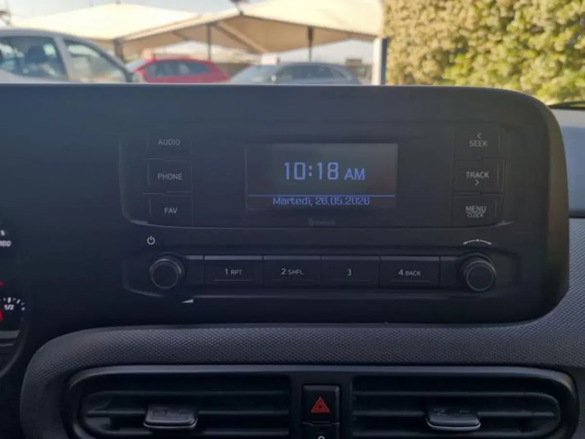 Hyundai i10 usata a Salerno (16)