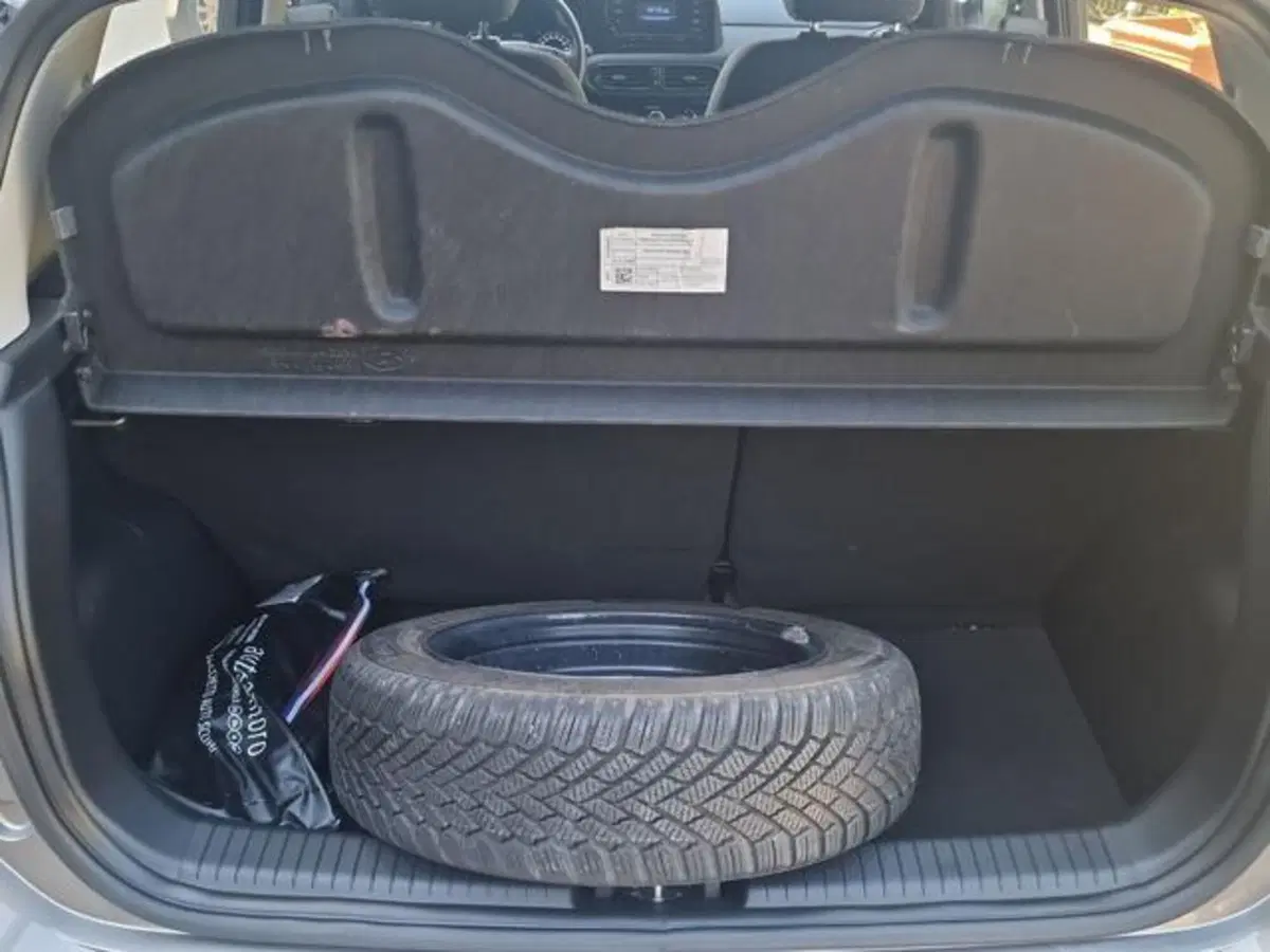 Hyundai i10 usata a Salerno (19)