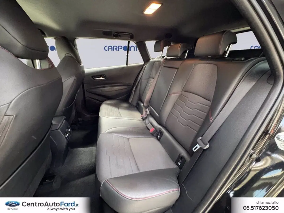 Toyota Corolla Touring Sports usata a Roma (13)