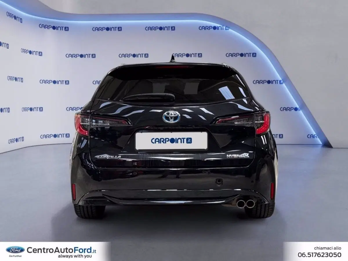 Toyota Corolla Touring Sports usata a Roma (4)