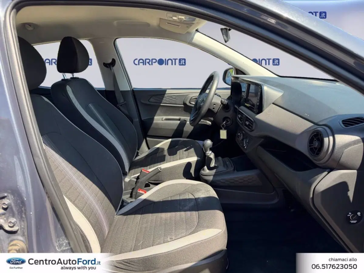 Hyundai i10 usata a Roma (15)