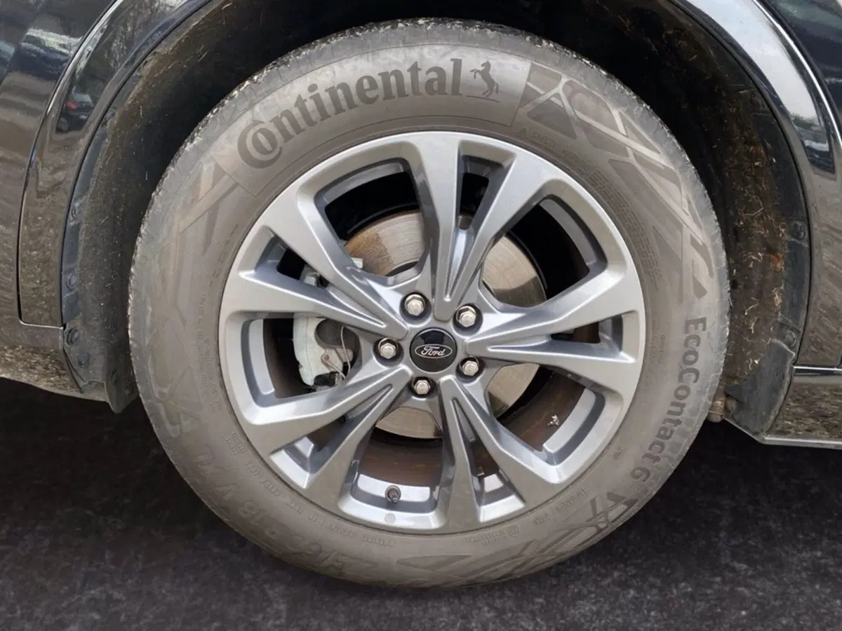 Ford Kuga usata a Milano (16)