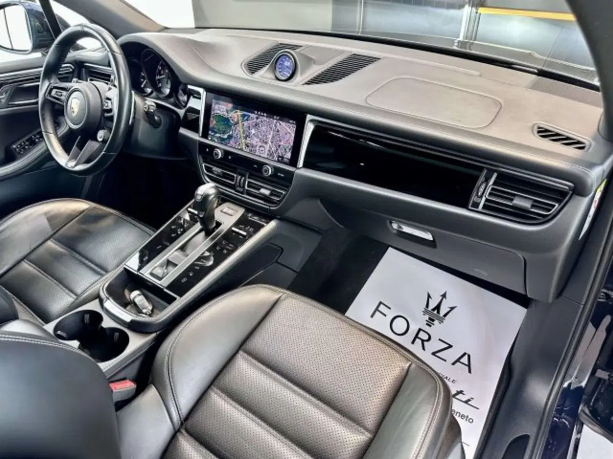 Porsche Macan usata a Torino (14)
