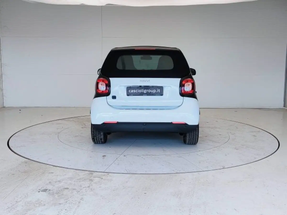 smart Fortwo Cabrio usata a Teramo (4)