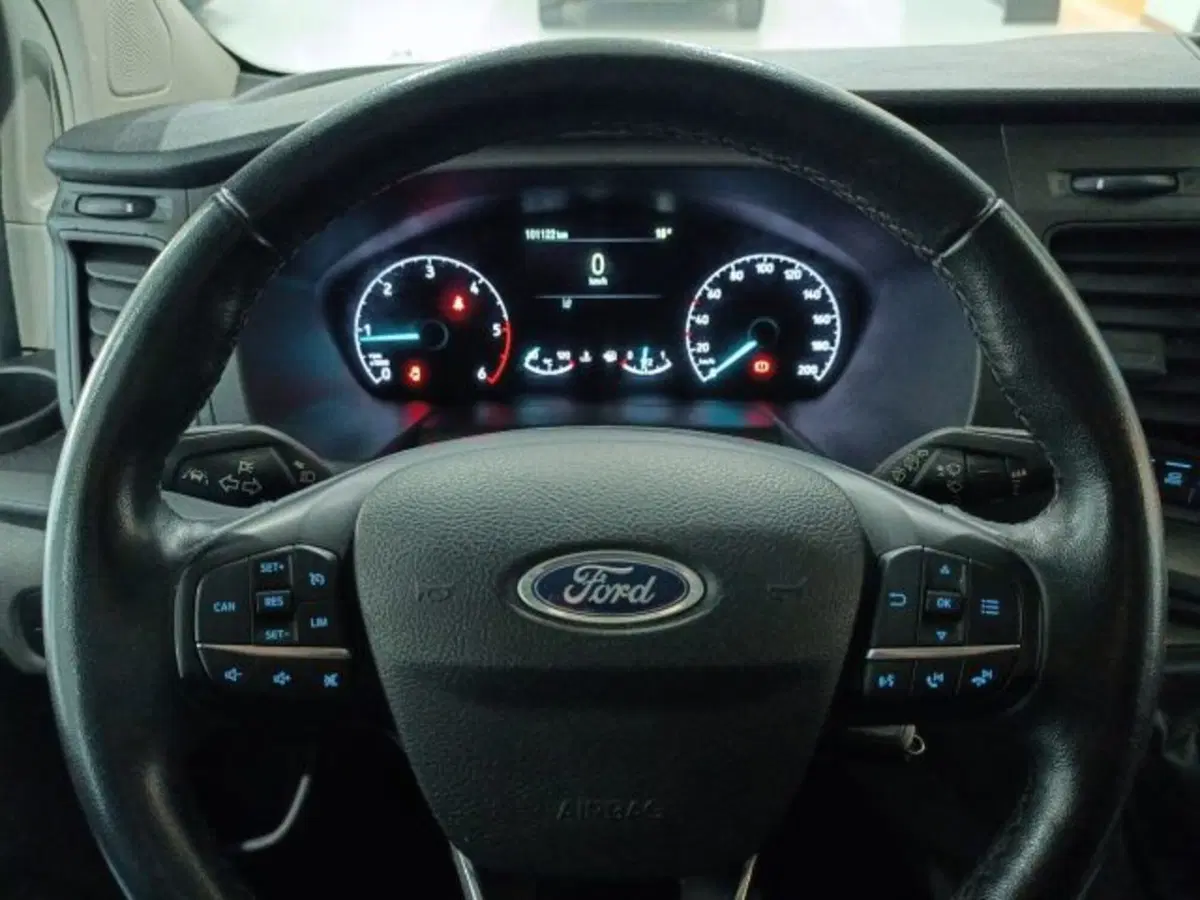 Ford Transit Custom Furgone usata a Catania (17)