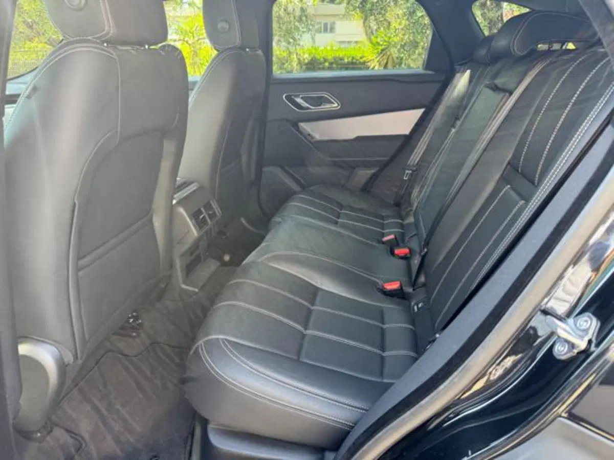 Land Rover Range Rover Velar usata a Lucca (4)