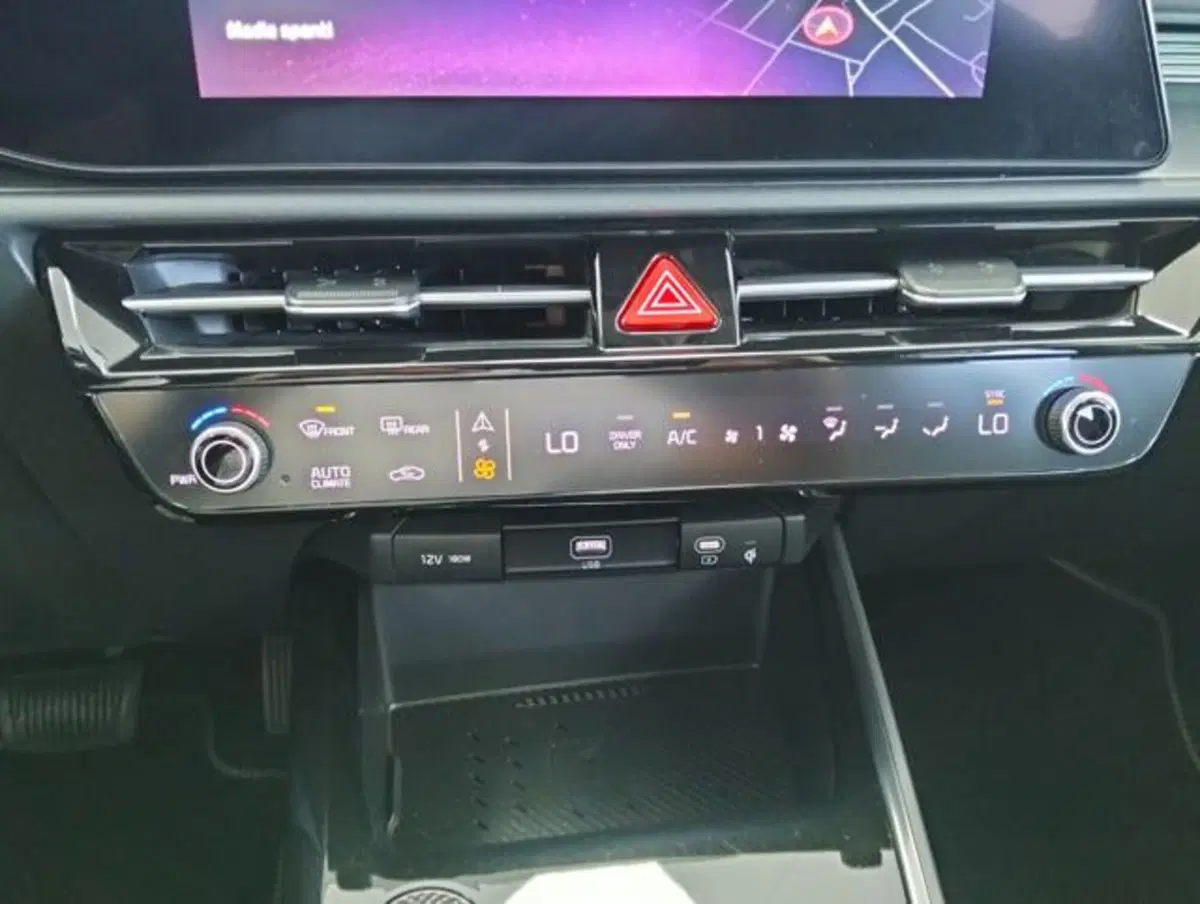 Kia Niro usata a Como (13)