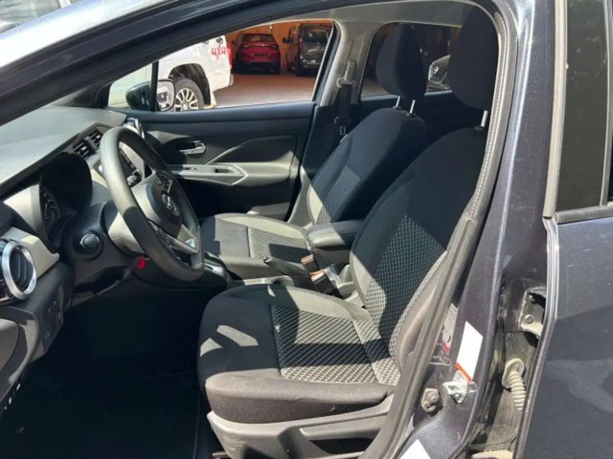 Nissan Micra usata a Firenze (12)