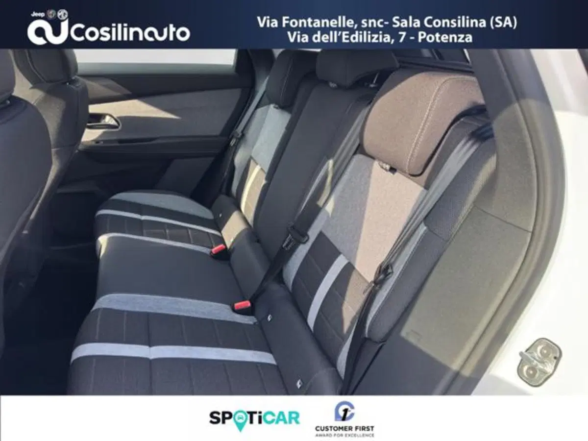 Opel Grandland nuova a Salerno (10)