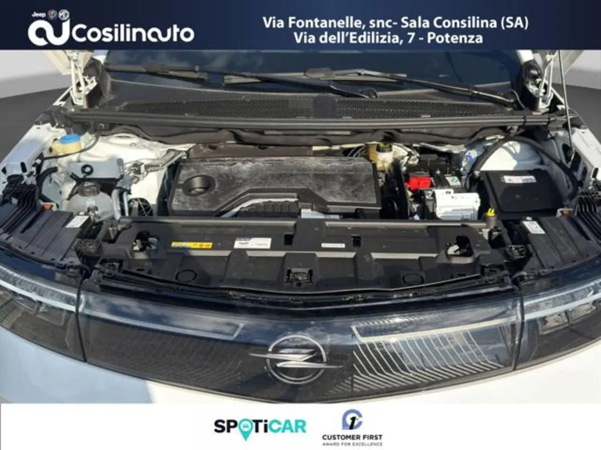 Opel Grandland nuova a Salerno (17)