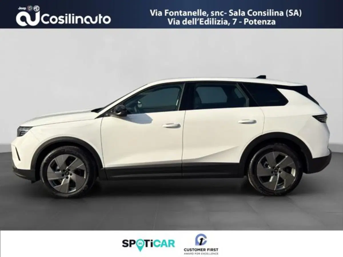 Opel Grandland nuova a Salerno (2)