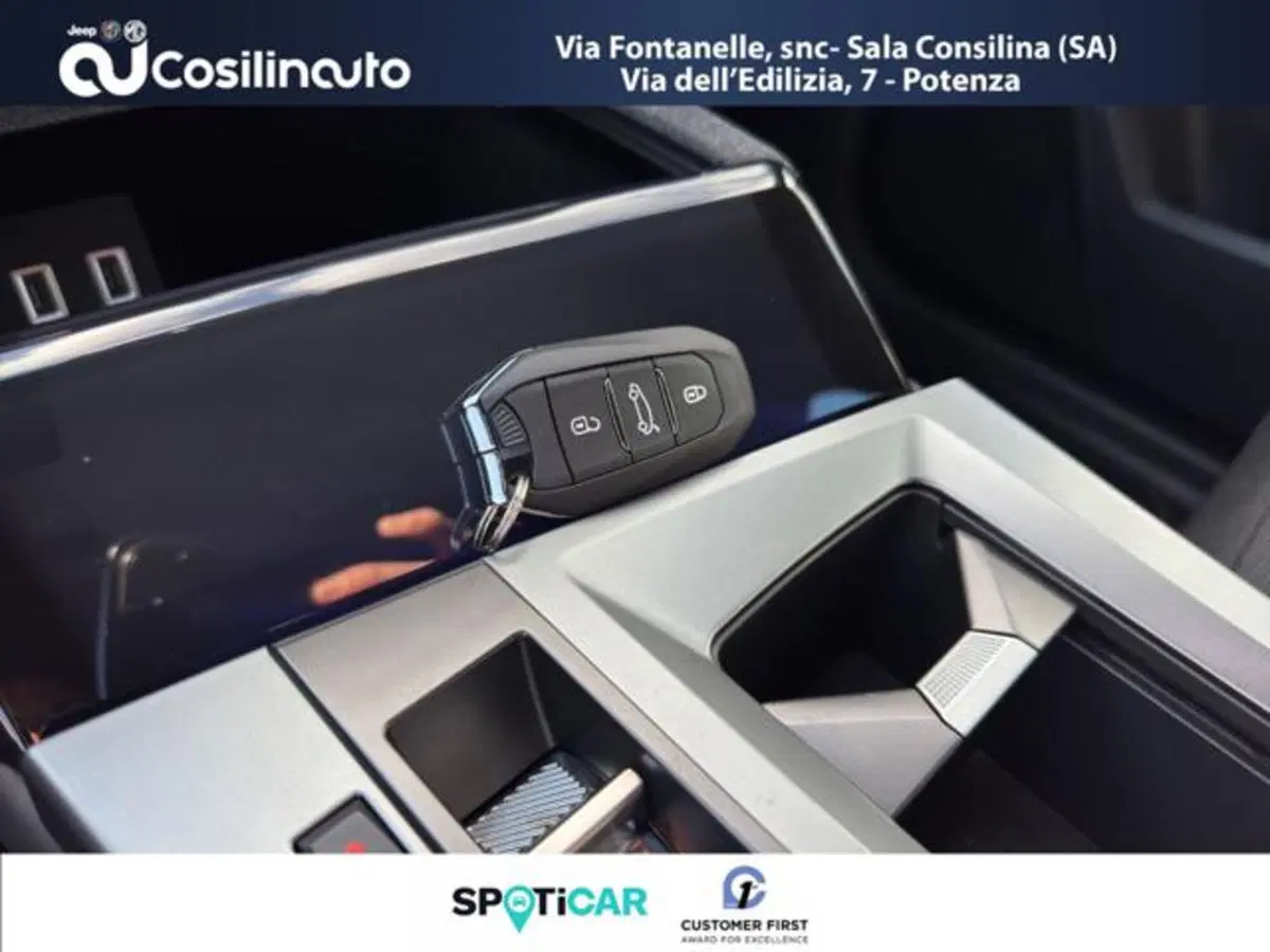 Opel Grandland nuova a Salerno (20)