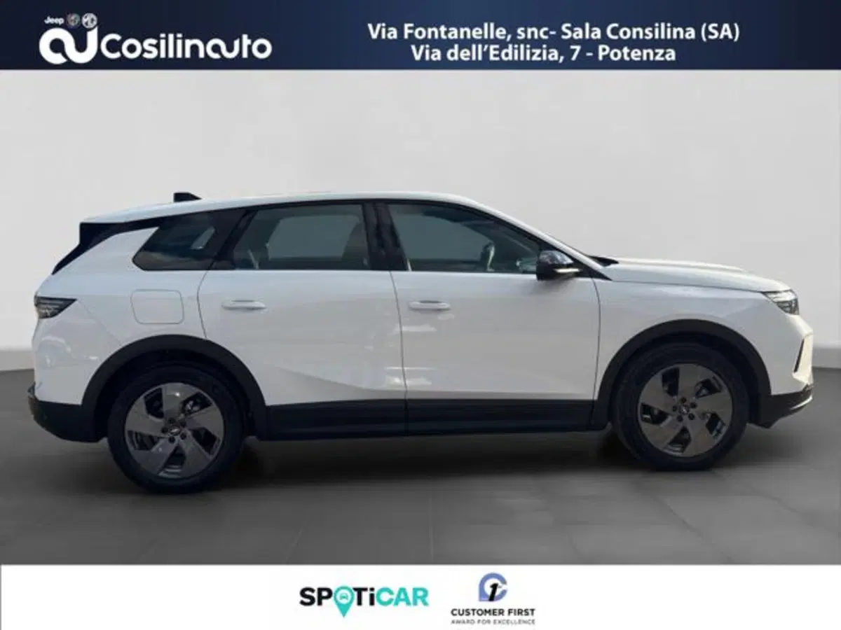 Opel Grandland nuova a Salerno (6)