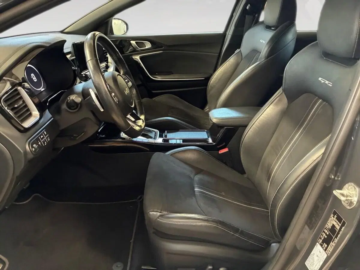Kia ProCeed usata a Torino (7)