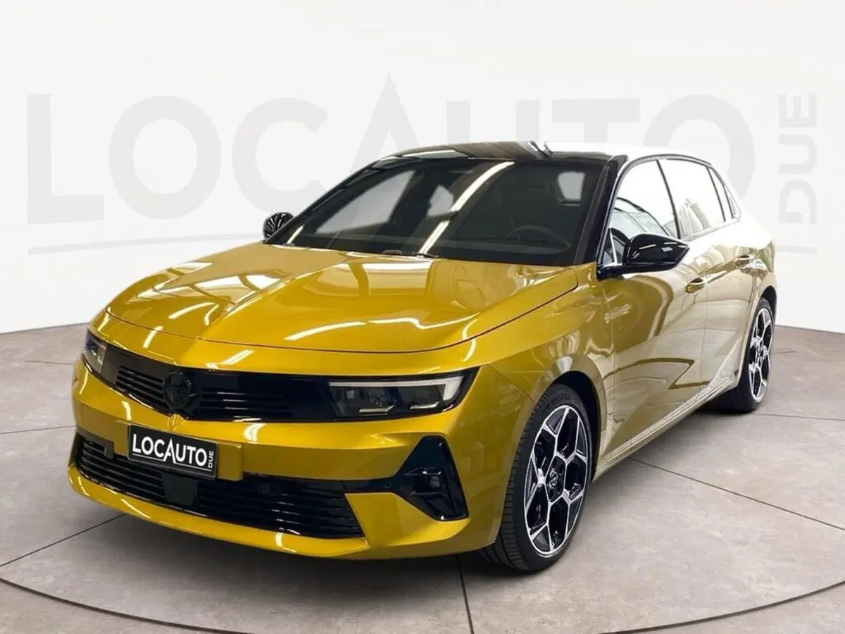 Opel Astra nuova a Torino