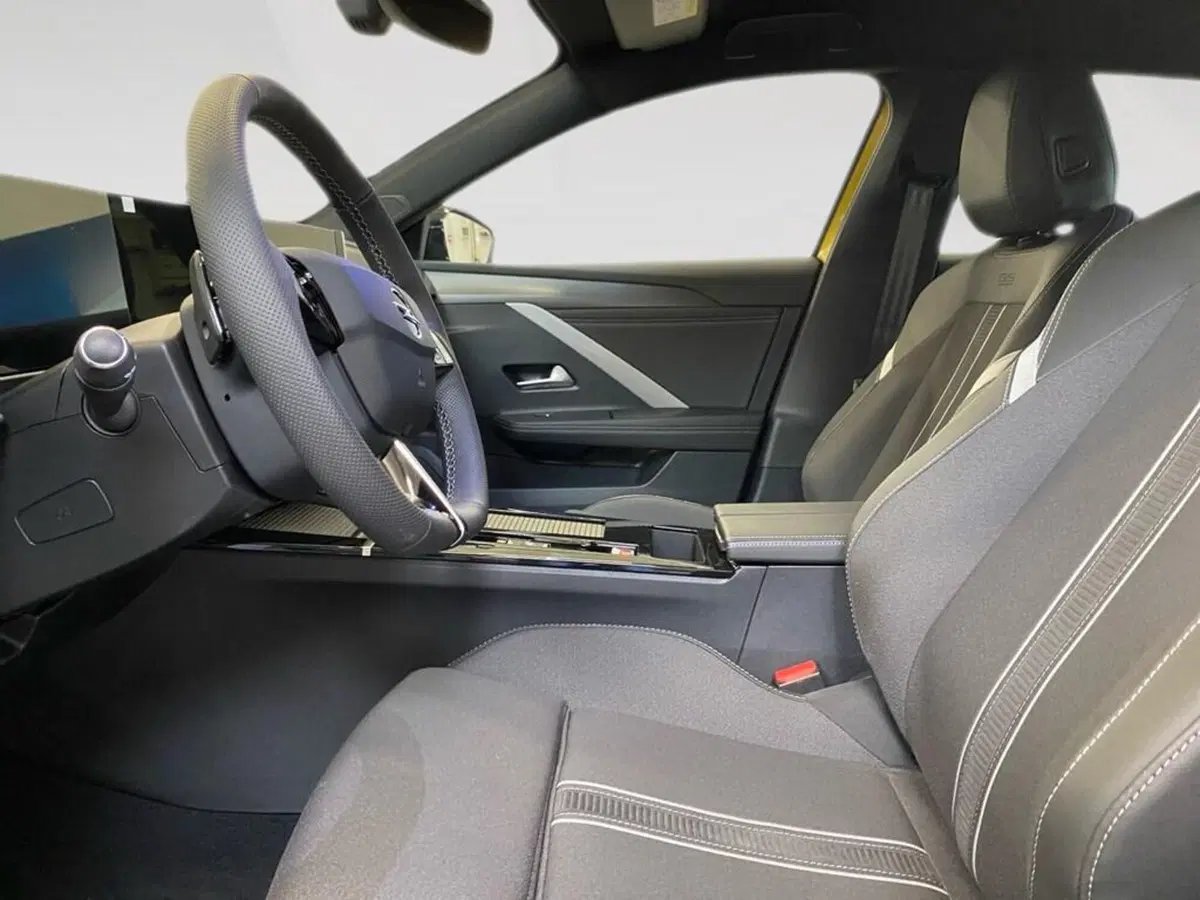 Opel Astra nuova a Torino (7)