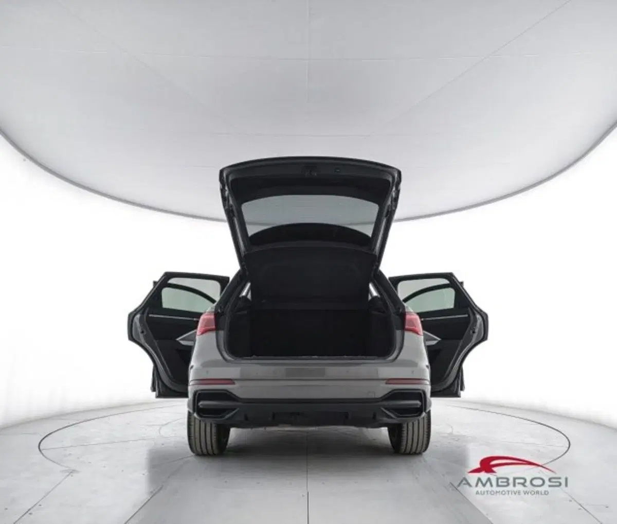 Audi Q3 Sportback usata a Perugia (7)
