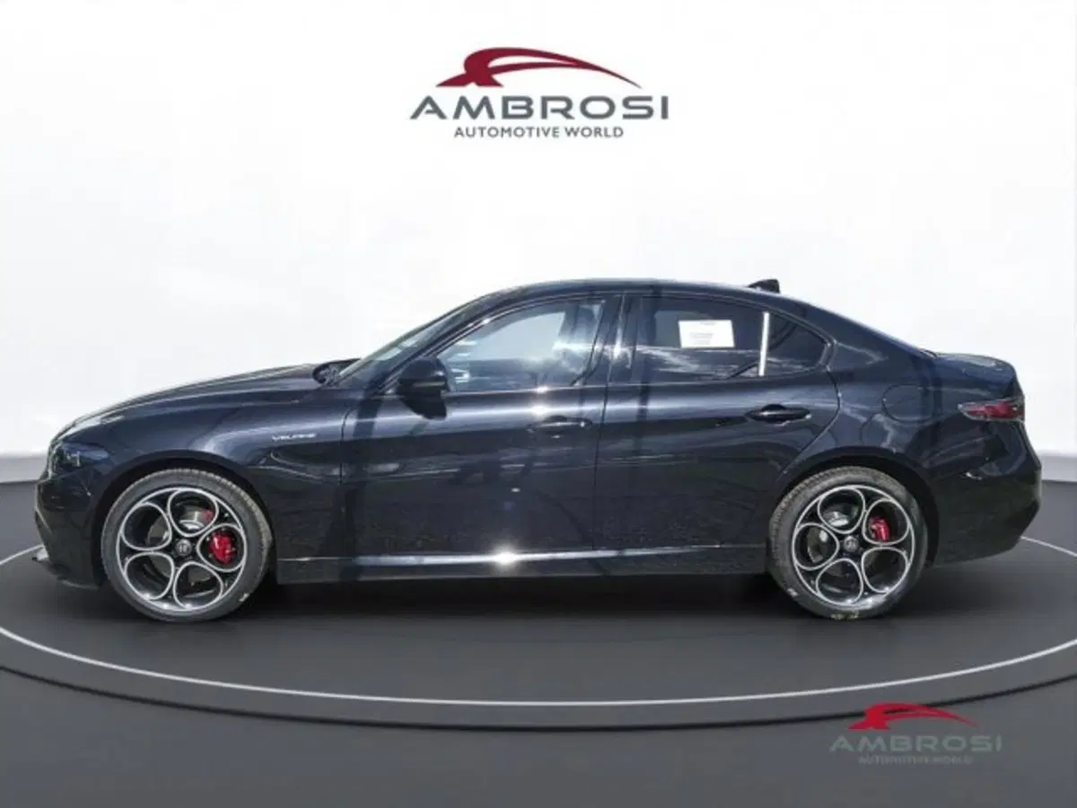 Alfa Romeo Giulia nuova a Perugia (6)