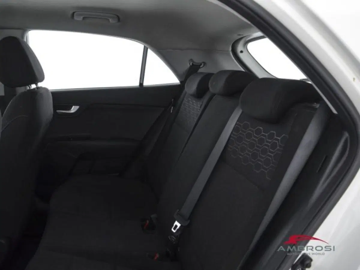 Kia Rio usata a Perugia (10)