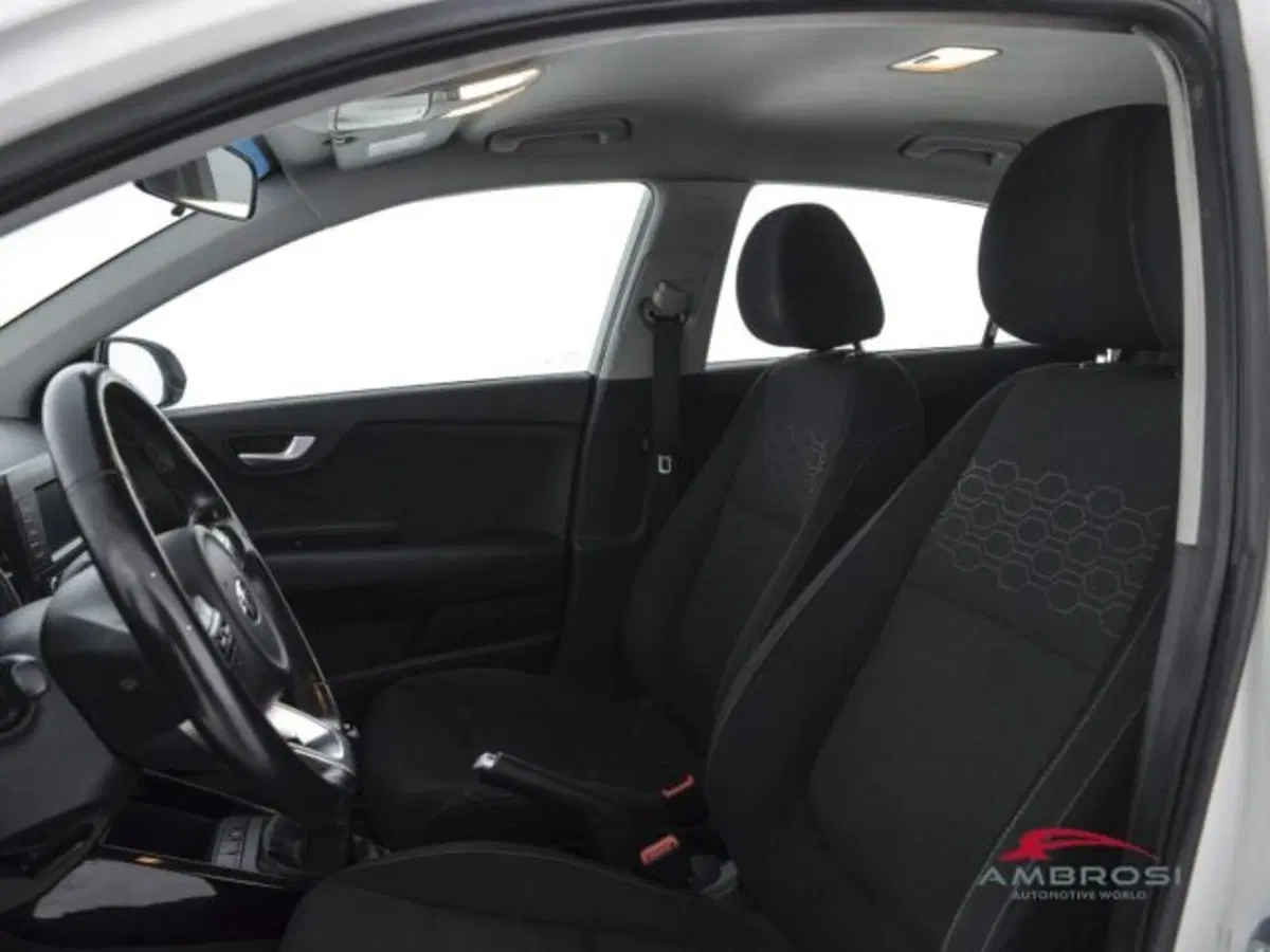 Kia Rio usata a Perugia (9)