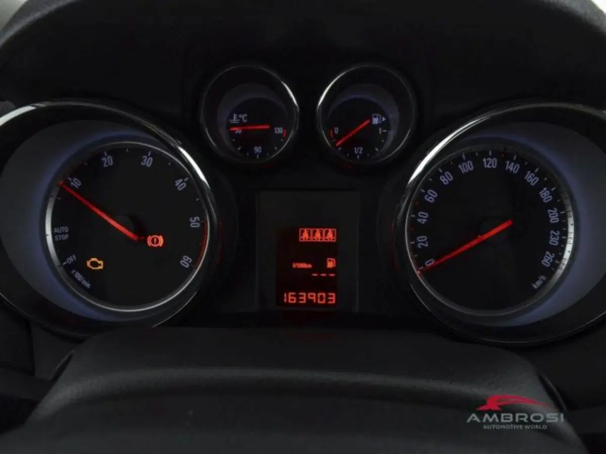 Opel Mokka usata a Perugia (13)