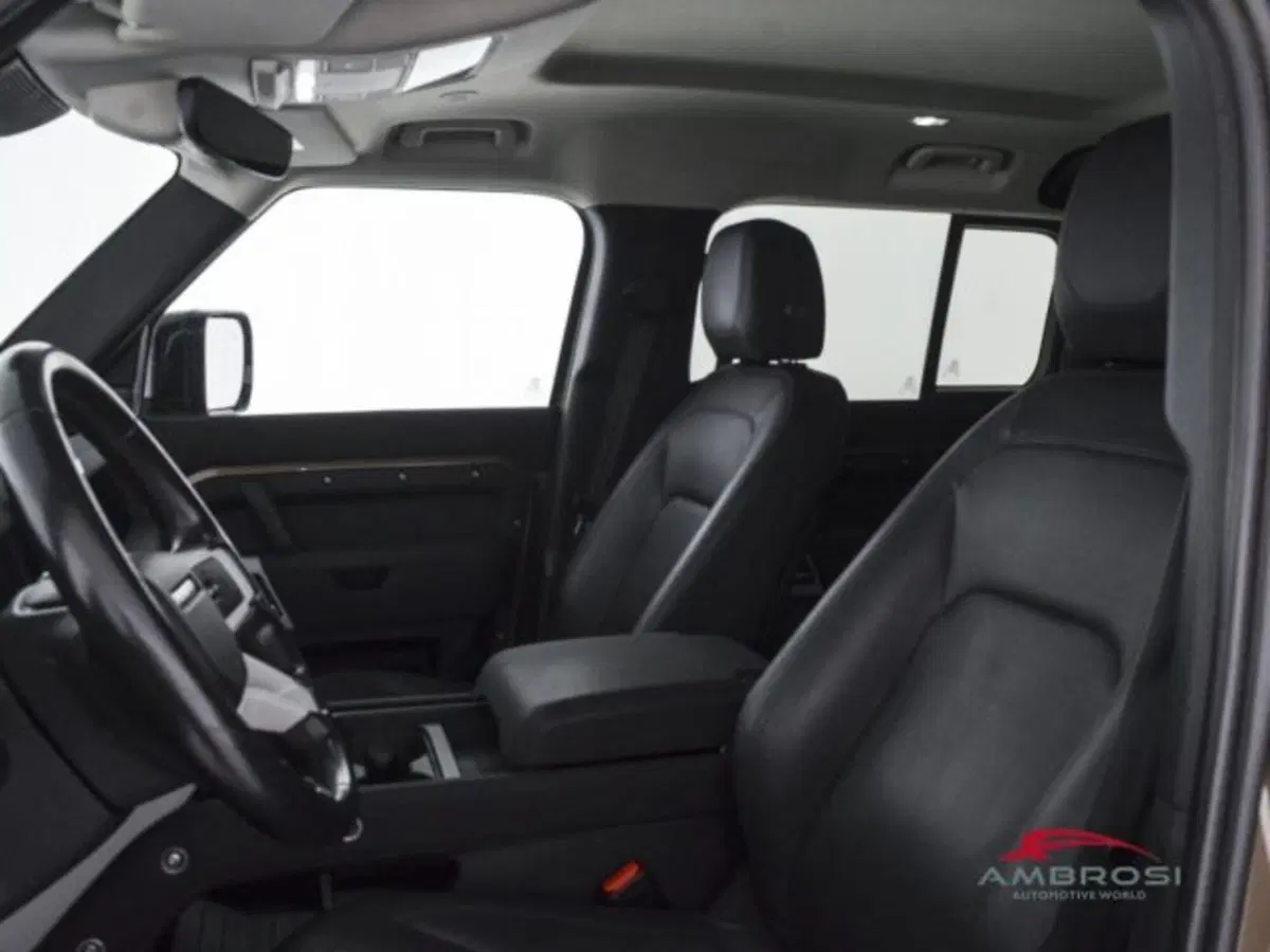 Land Rover Defender usata a Perugia (9)