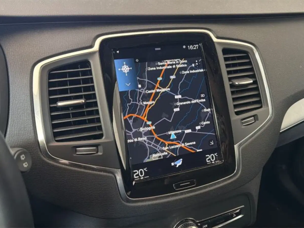 Volvo XC90 usata a Bologna (15)