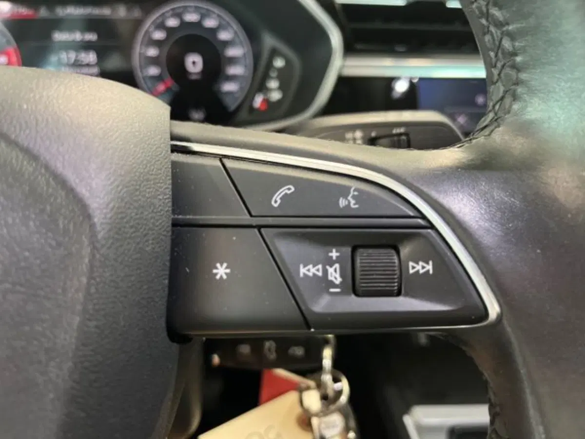 Audi Q3 Sportback usata a Bologna (16)