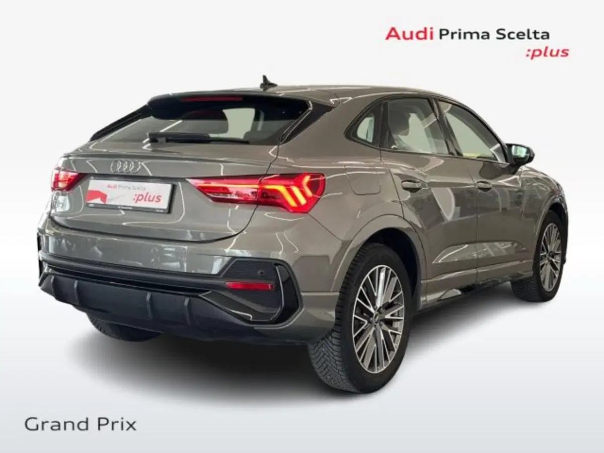 Audi Q3 Sportback usata a Bologna (2)