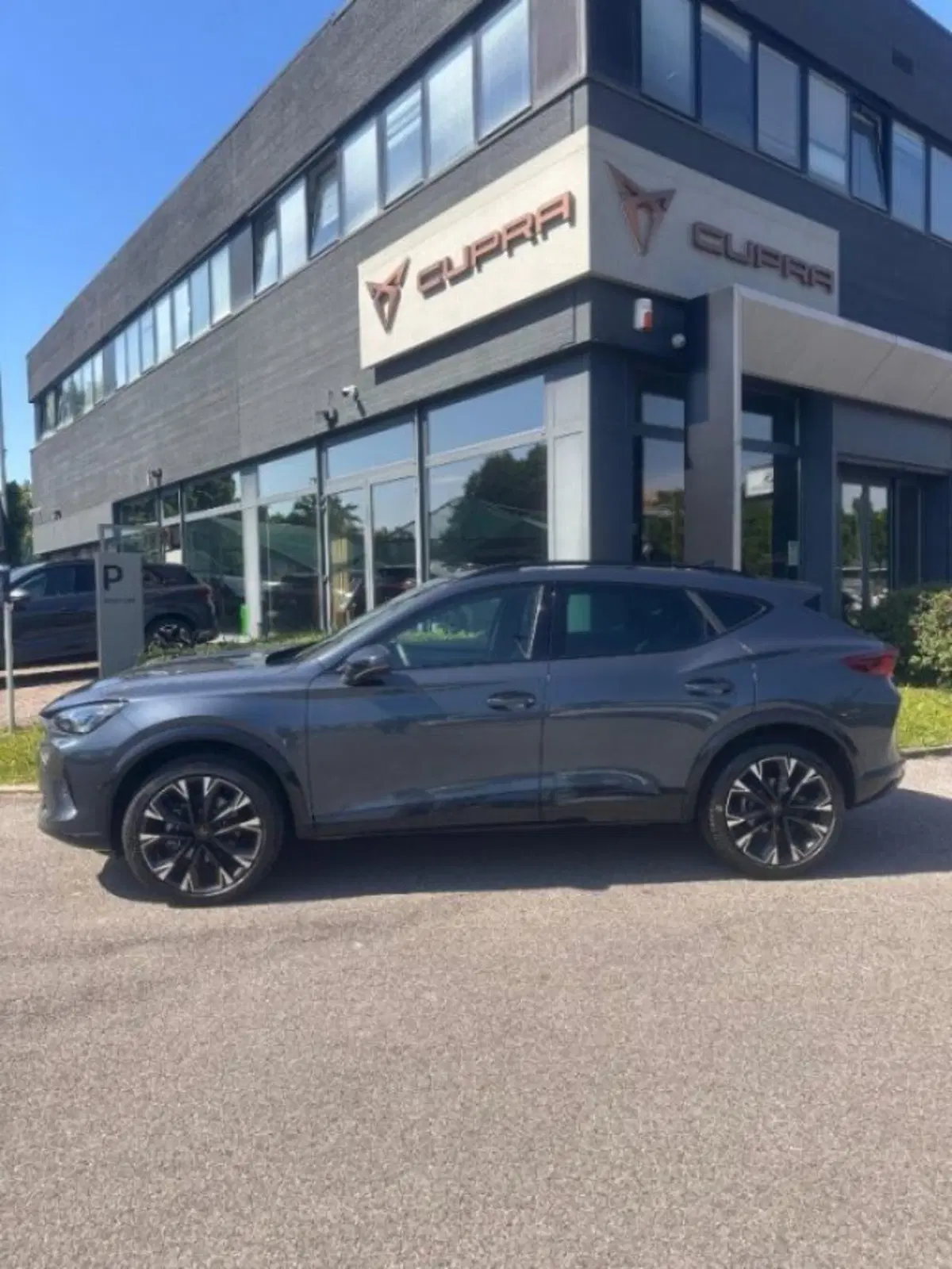 Cupra Formentor nuova a Bologna (4)