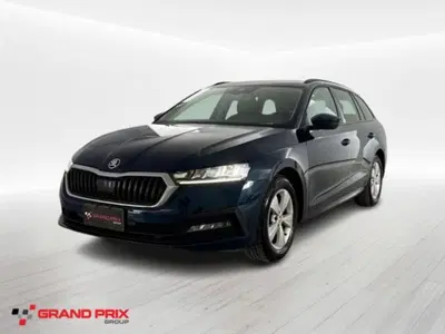 Skoda Octavia Station Wagon 1.5 G-TEC DSG Wagon Executive del 2021 usata a Castenaso