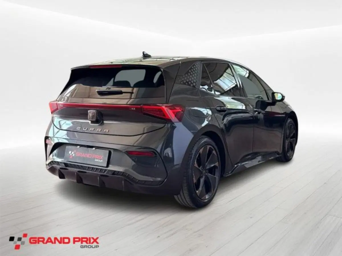 Cupra Born usata a Bologna (2)
