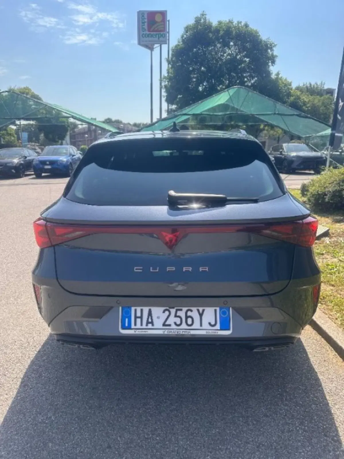 Cupra Leon Station Wagon nuova a Bologna (5)