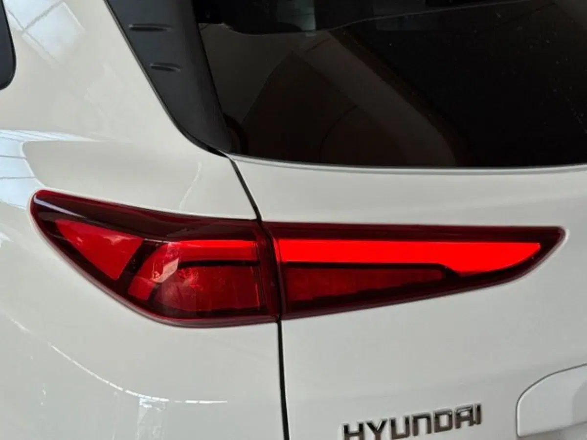 Hyundai Kona usata a Bologna (8)