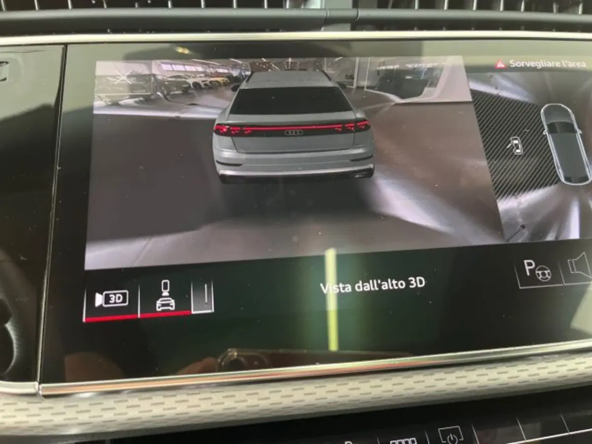 Audi Q8 usata a Bologna (14)