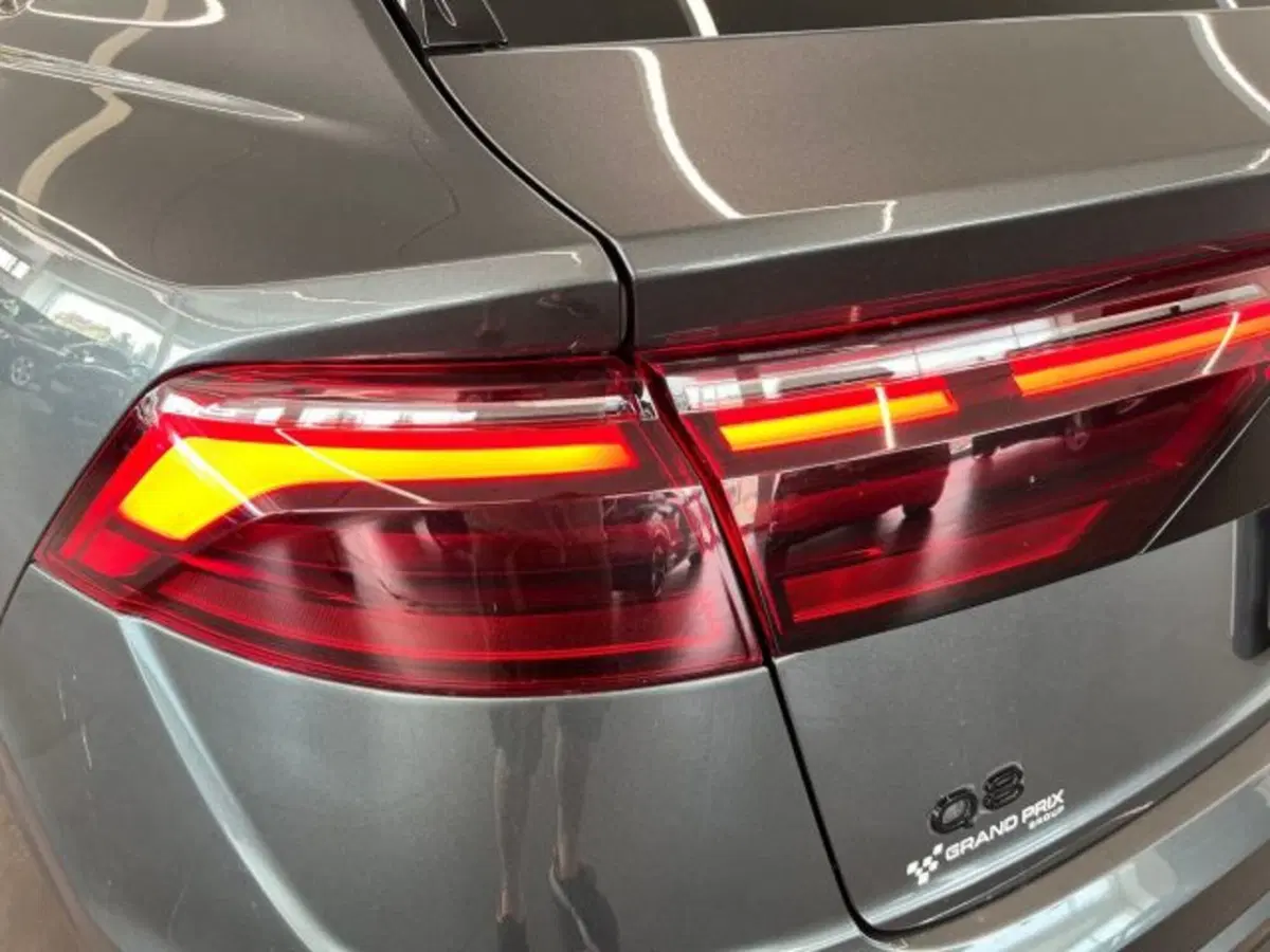 Audi Q8 usata a Bologna (8)
