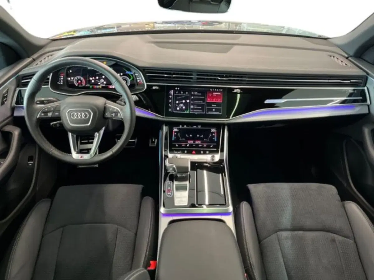 Audi Q8 usata a Bologna (9)