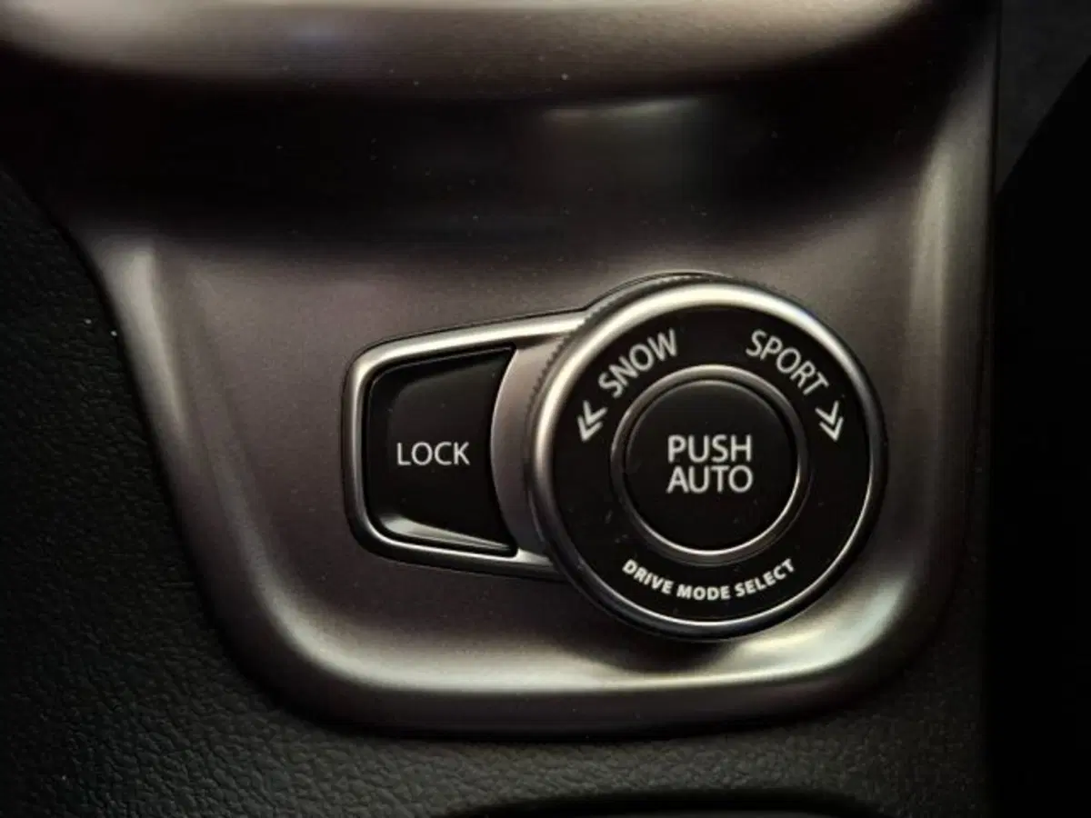 Suzuki Vitara nuova a Reggio Emilia (11)