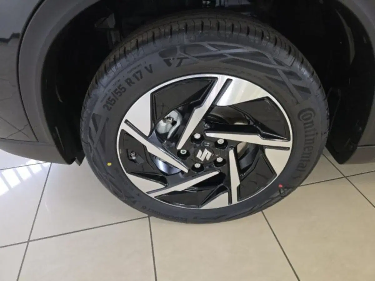 Suzuki Vitara nuova a Reggio Emilia (18)