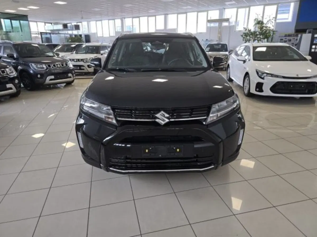 Suzuki Vitara nuova a Reggio Emilia (8)