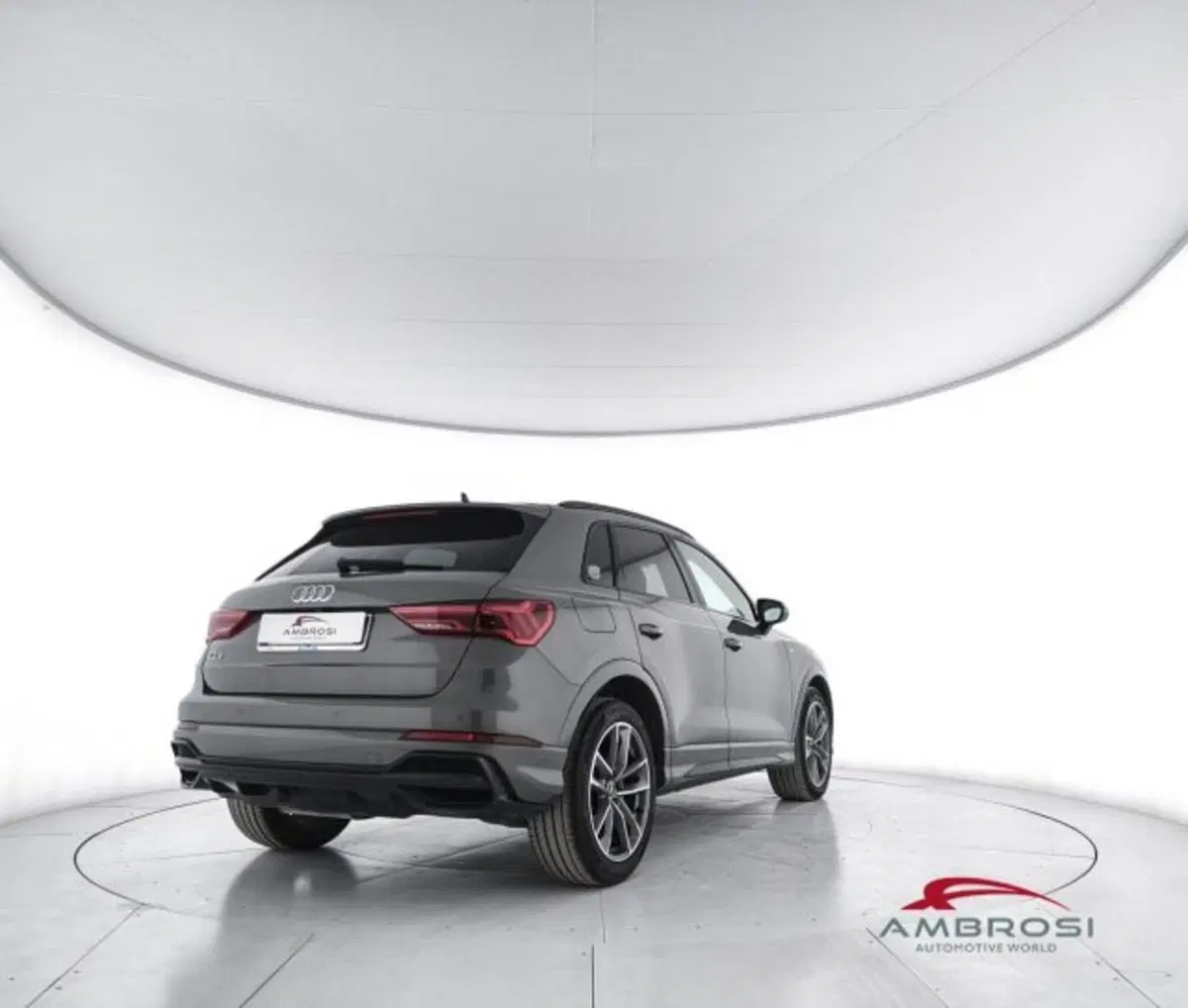 Audi Q3 Sportback usata a Perugia (3)