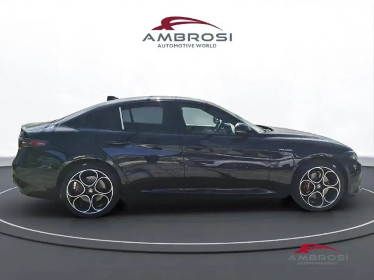 Alfa Romeo Giulia nuova a Perugia (5)